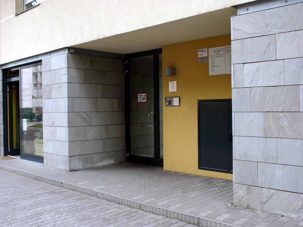 Arriva Apartment, Optional Indoor Parking Budapest Kültér fotó