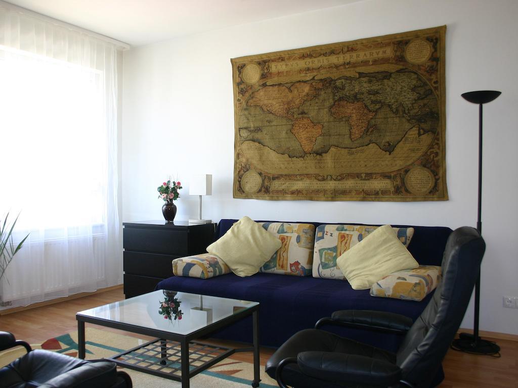 Arriva Apartment, Optional Indoor Parking Budapest Szoba fotó